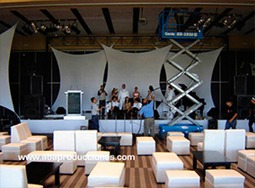 RENTA DE UNIFILAS PARA EVENTOS